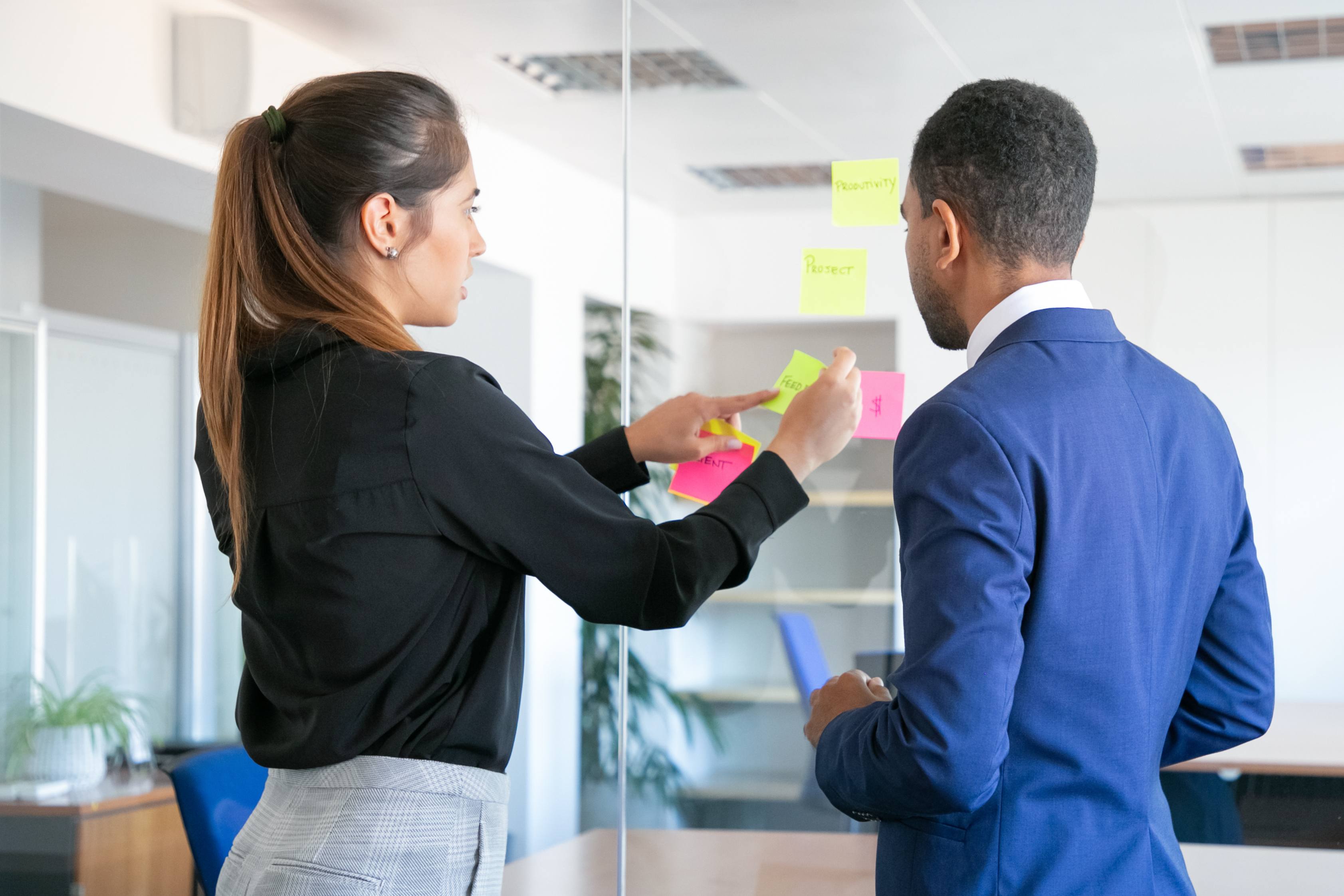 Como delegar tarefas de forma eficiente?